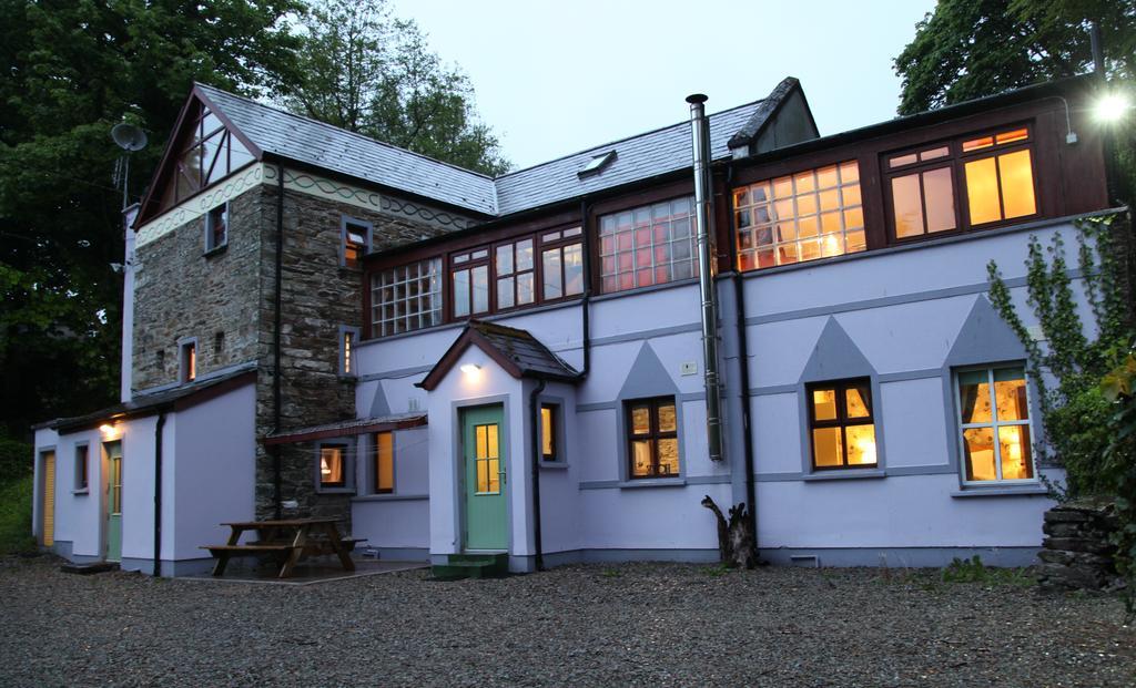 Moville Boutique Hostel & Apartments Dış mekan fotoğraf