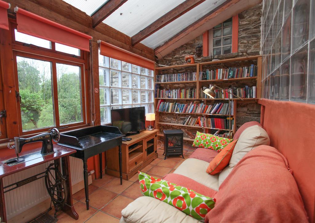 Moville Boutique Hostel & Apartments Dış mekan fotoğraf
