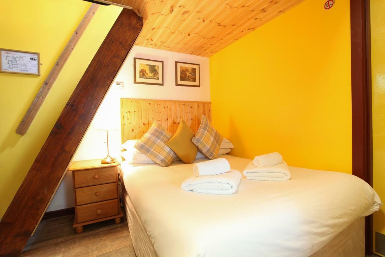 Moville Boutique Hostel & Apartments Dış mekan fotoğraf