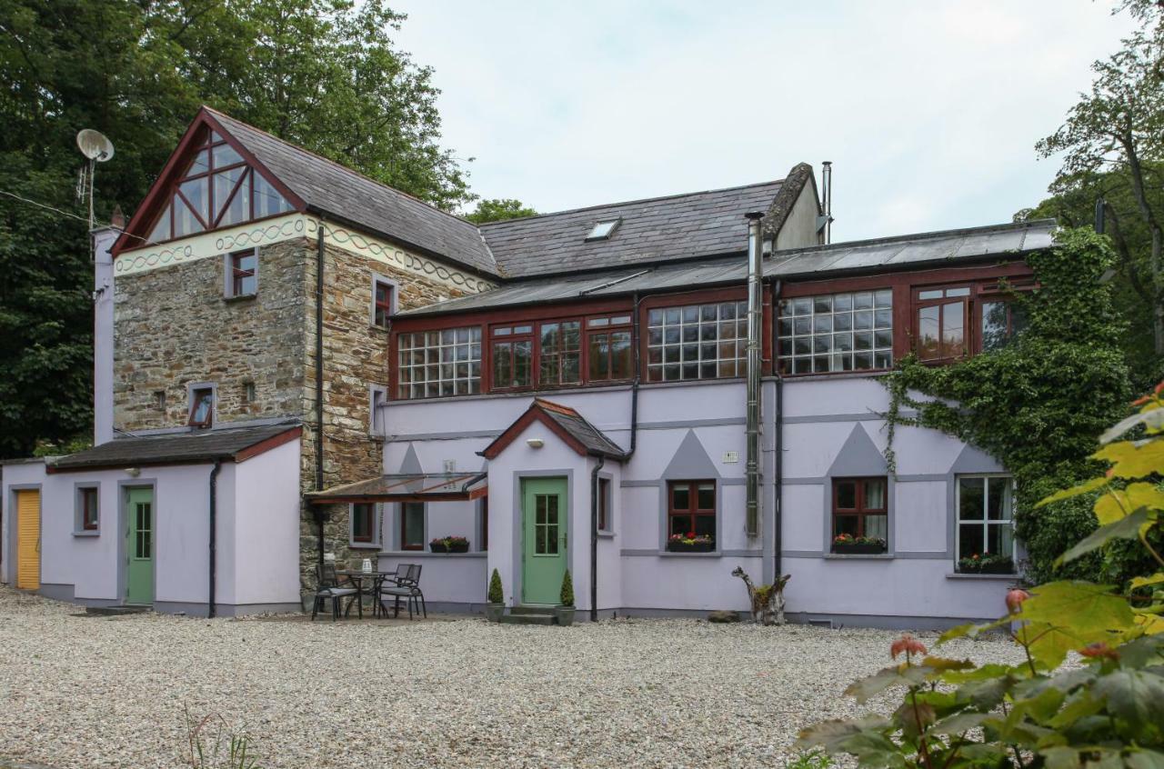Moville Boutique Hostel & Apartments Dış mekan fotoğraf
